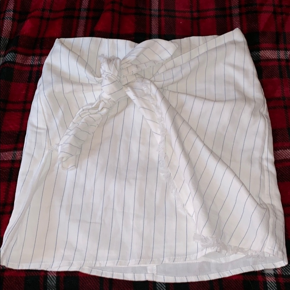 Wild Honey front tie wrap skirt